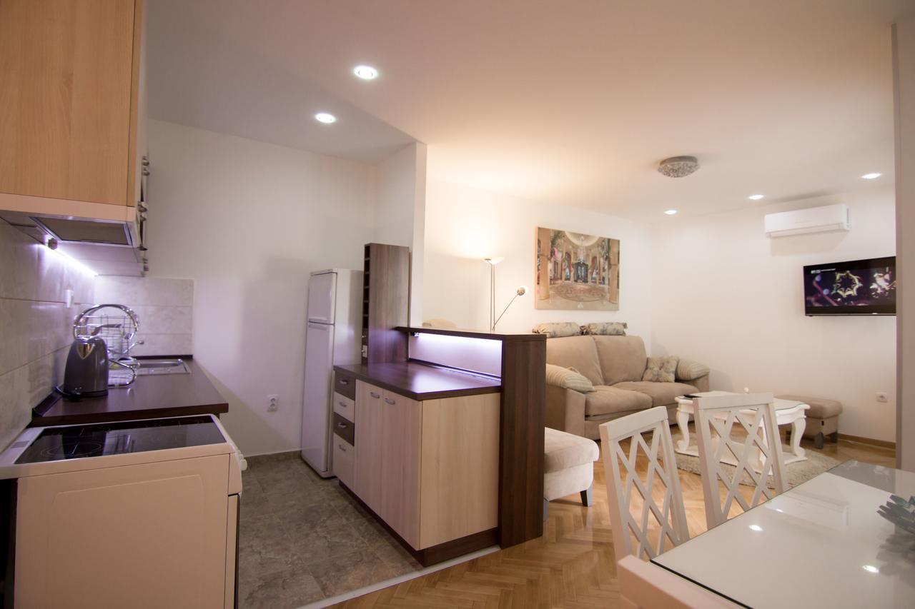Apartments Near St. Sava Temple Belgrade Extérieur photo
