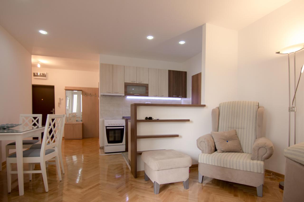 Apartments Near St. Sava Temple Belgrade Extérieur photo